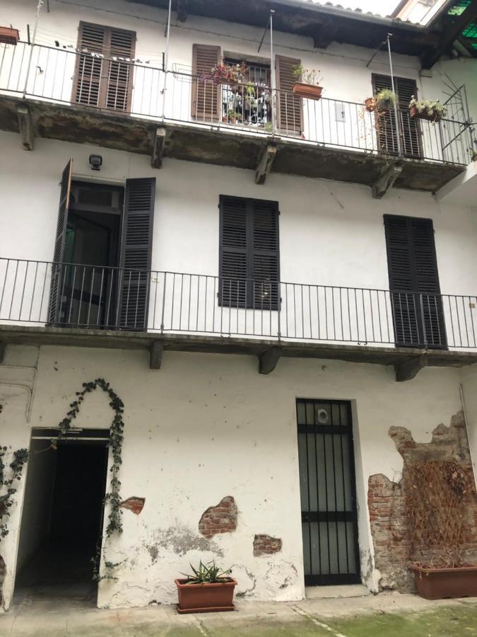 Dolce Eporedia Intero Alloggio Nel Centro Storico Ivrea Eksteriør billede